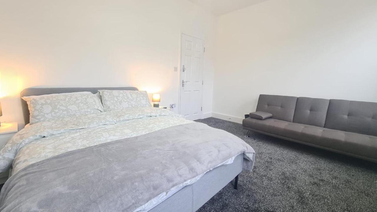 Spacious Private Room In Manor Park Λονδίνο Εξωτερικό φωτογραφία